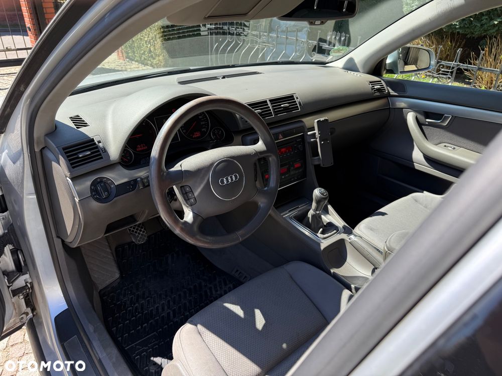 Audi A4 Avant 1.9 TDI quattro - 18