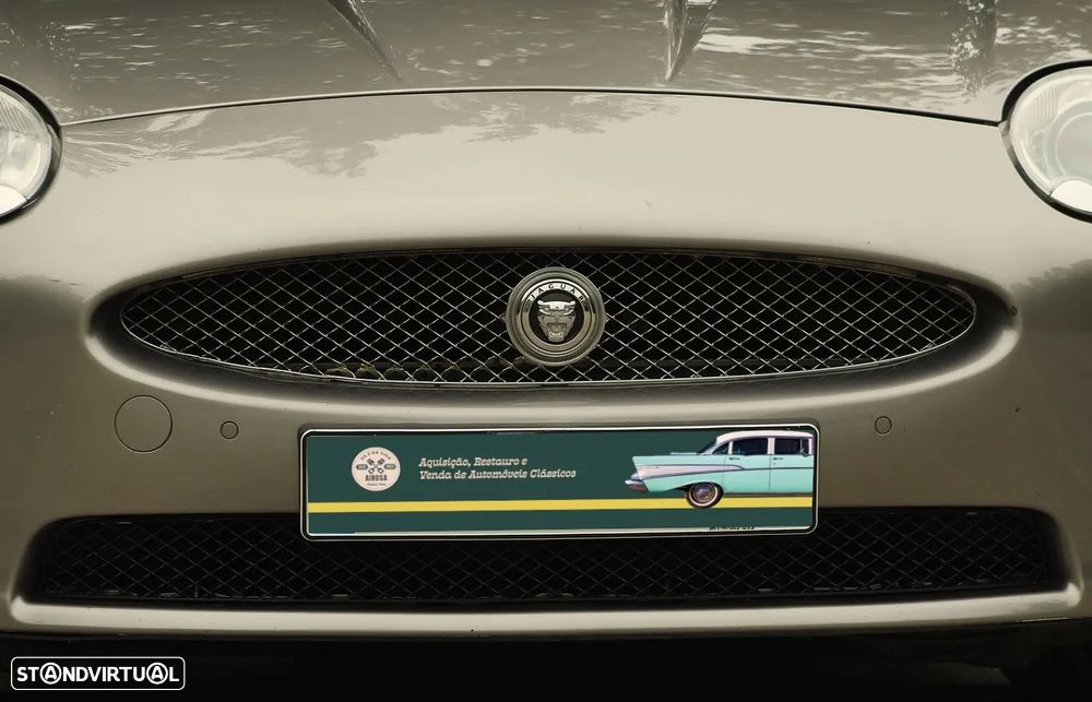 Jaguar XK - 9