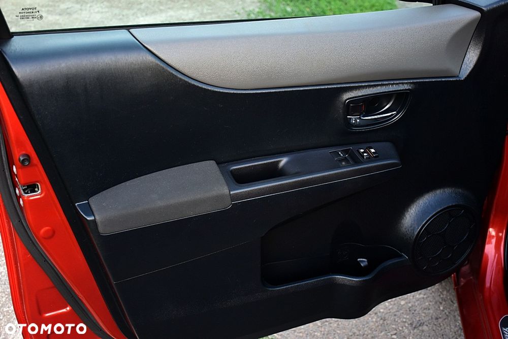 Toyota Yaris 1.33 VVT-i Multidrive S Edition 2014 - 28
