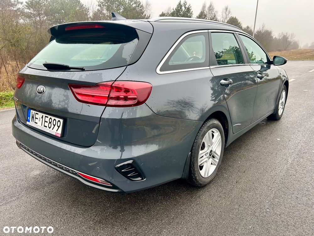 Kia Ceed 1.6 CRDi SCR L - 9
