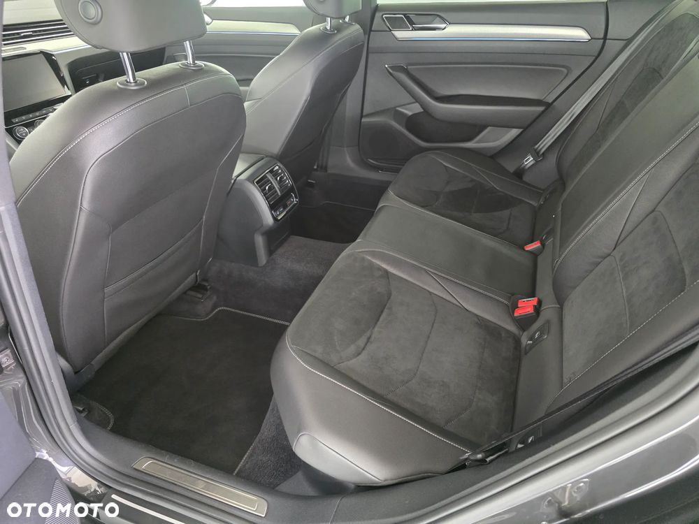 Volkswagen Arteon 2.0 TSI 4Motion DSG R-Line - 26