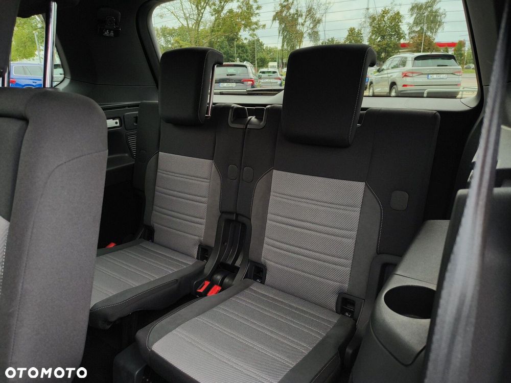 Volkswagen Touran 1.5 TSI EVO Highline - 25