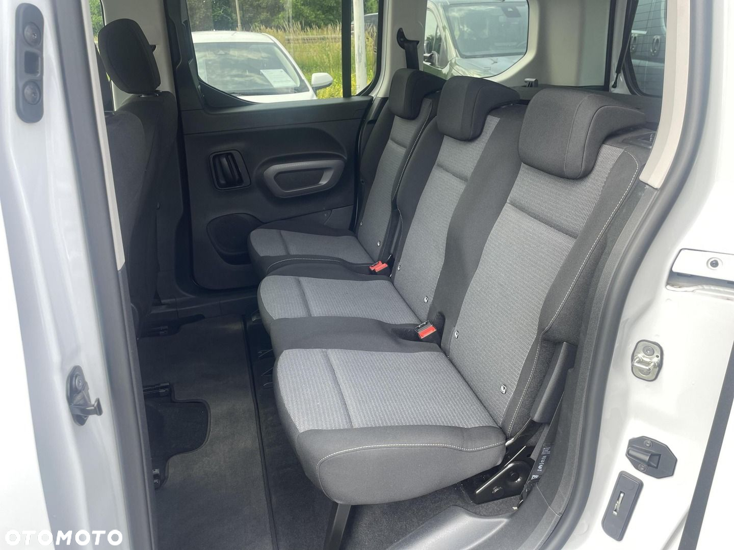 Toyota Proace City Verso 1.5 D-4D Business - 19