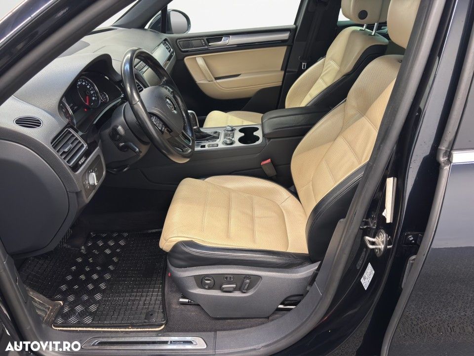 Volkswagen Touareg - 8