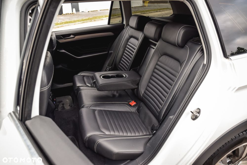 Volkswagen Passat Alltrack 2.0 TDI SCR 4Mot DSG - 10