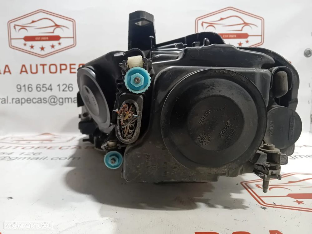 Ótica Farol Direito Audi A3 8P FaceliftT Bi Xénon - 4