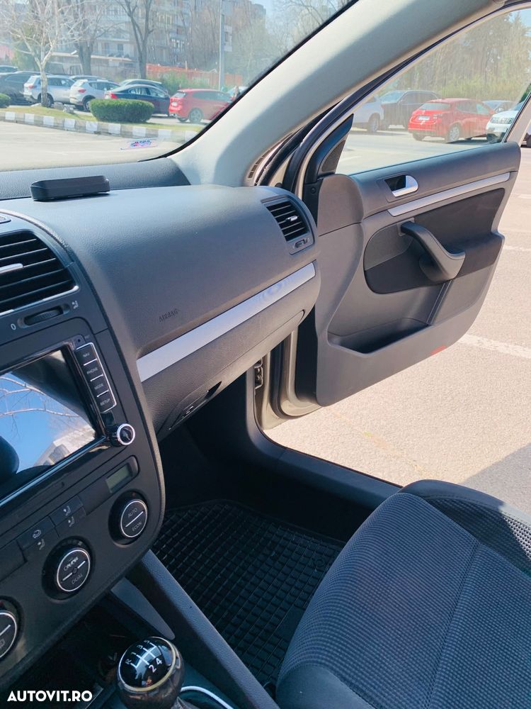 Volkswagen Jetta 1.6 Comfortline - 5