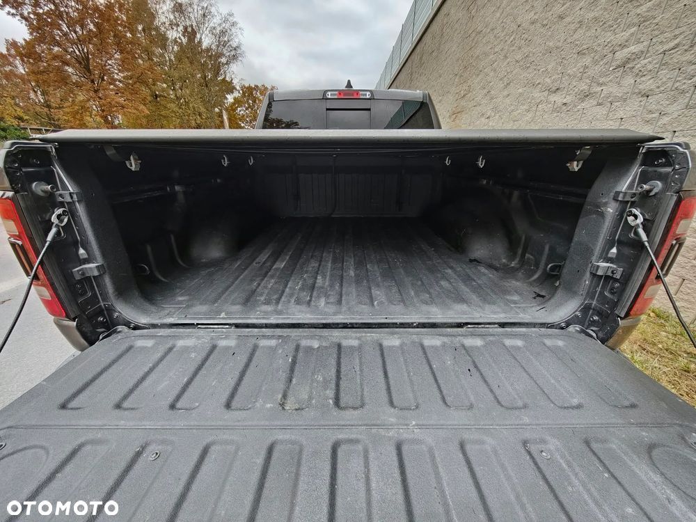 Dodge RAM 5.7 4x4 - 7