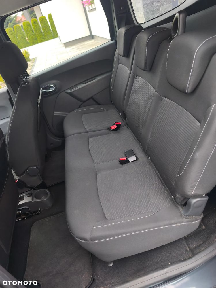 Dacia Lodgy TCe 100 GPF Comfort - 21