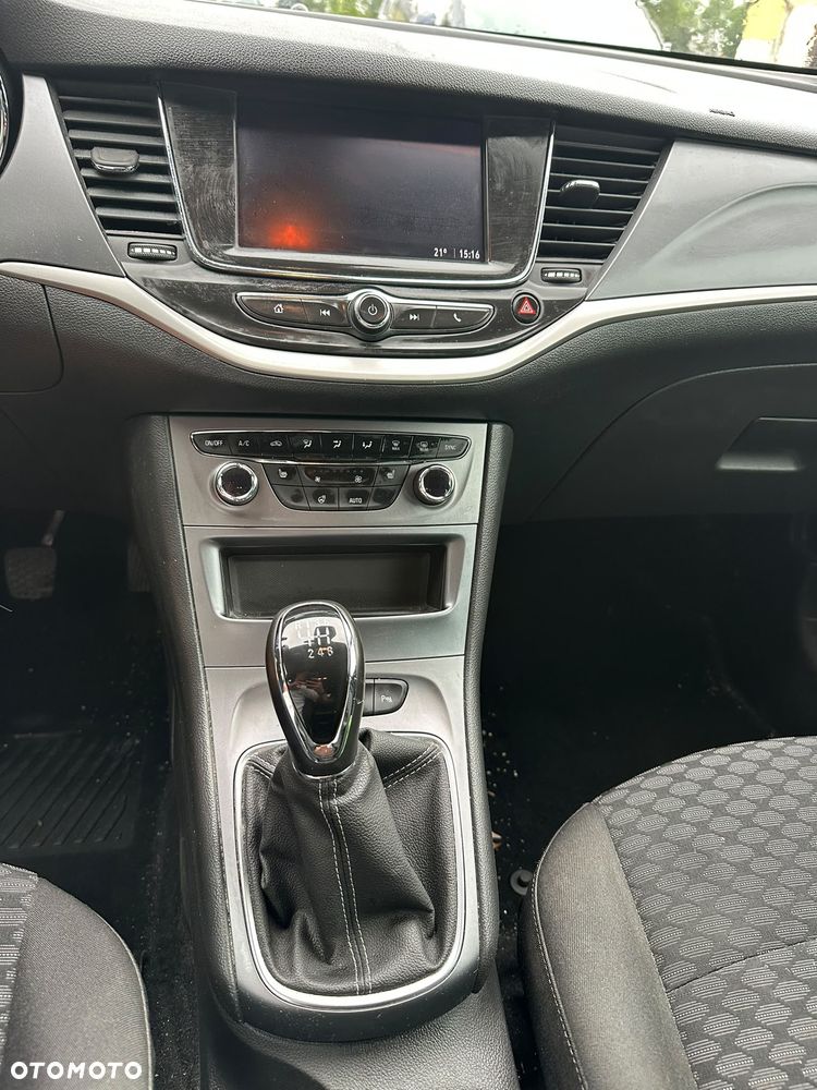 Opel Astra - 18