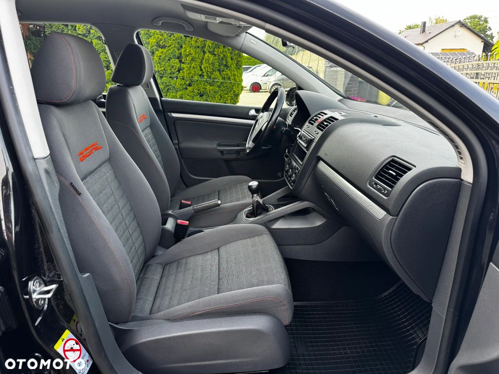 Volkswagen Golf 1.6 Goal - 28
