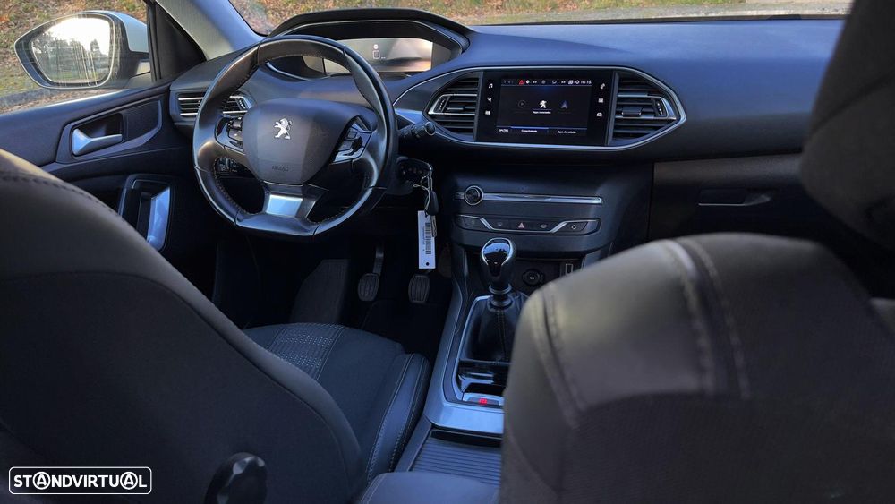 Peugeot 308 1.5 BlueHDi Allure Pack - 43