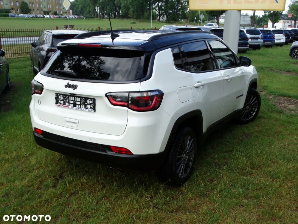 Jeep Compass - 2