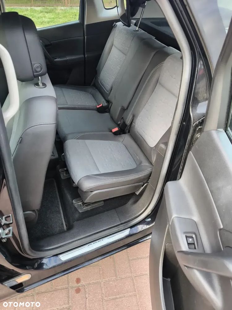 Opel Meriva 1.4 T Cosmo - 14