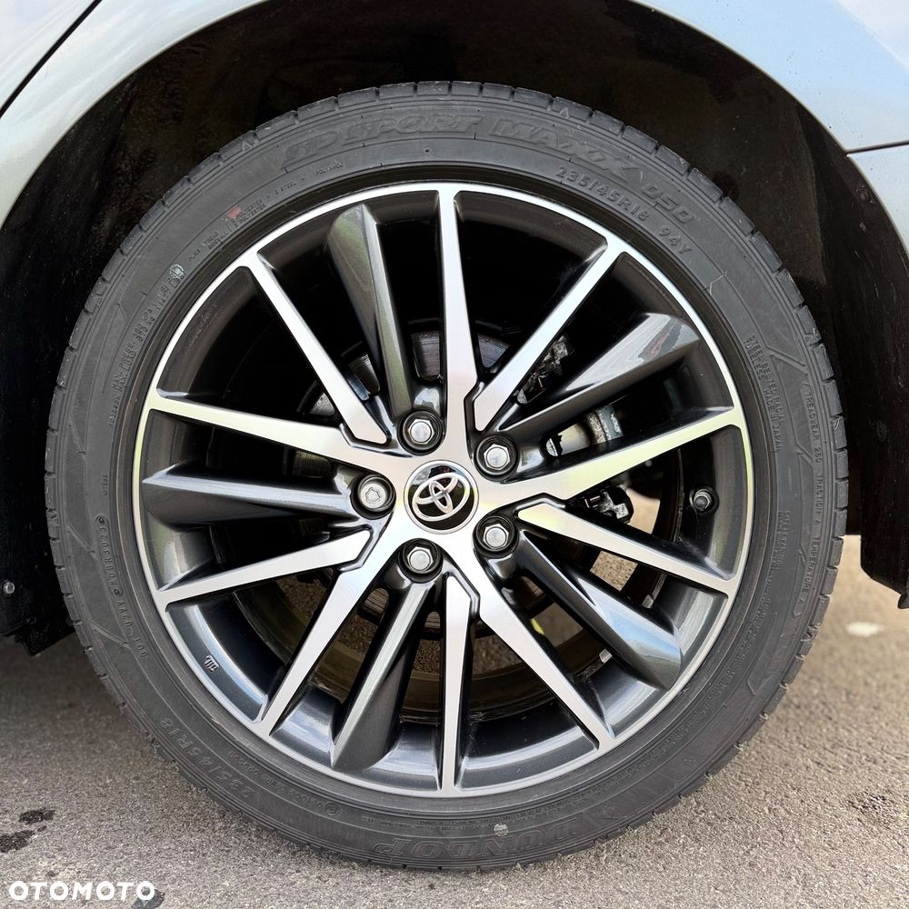 Toyota Camry 2.5 Hybrid Executive CVT - 17