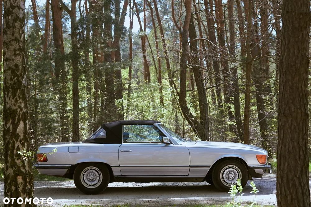 Mercedes-Benz SL - 1