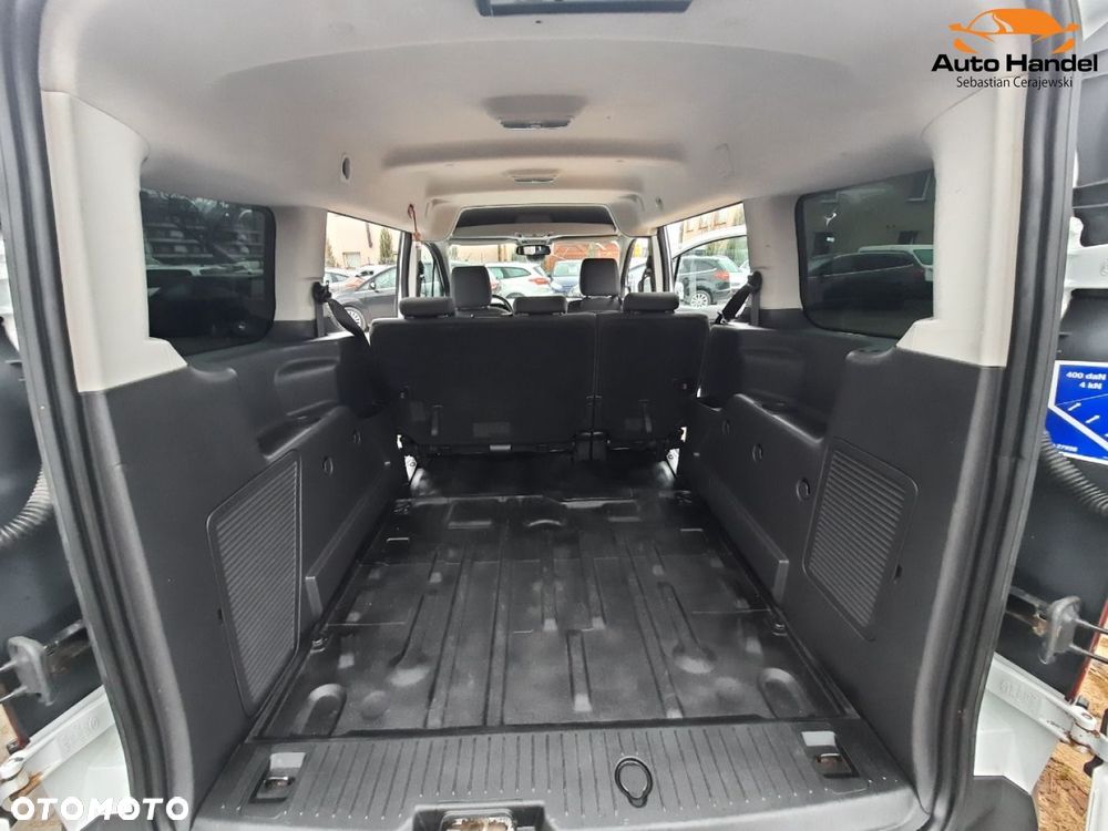 Ford Transit Connect - 12