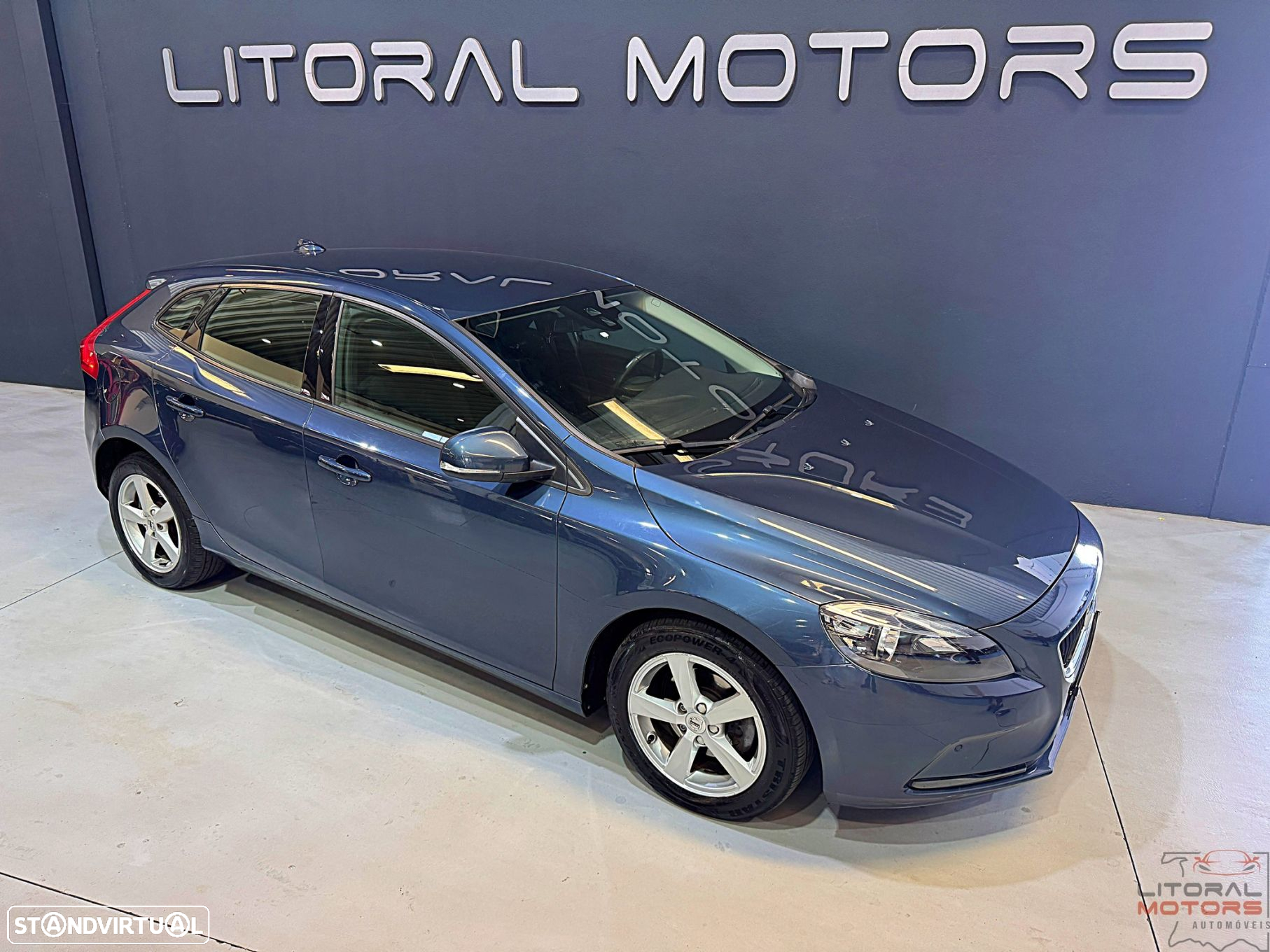 Volvo V40 D2 Line You! - 2