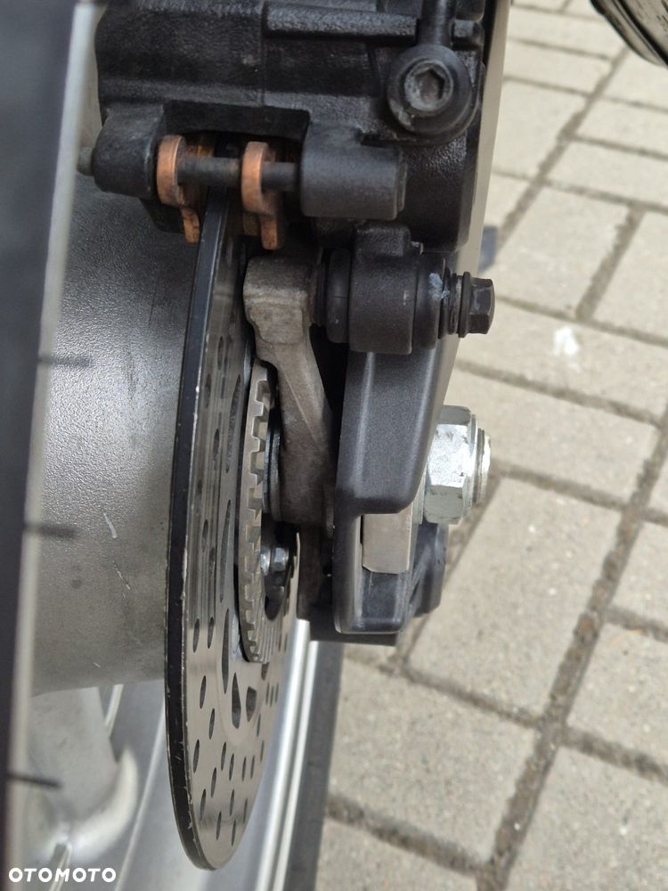 Yamaha FZ - 9