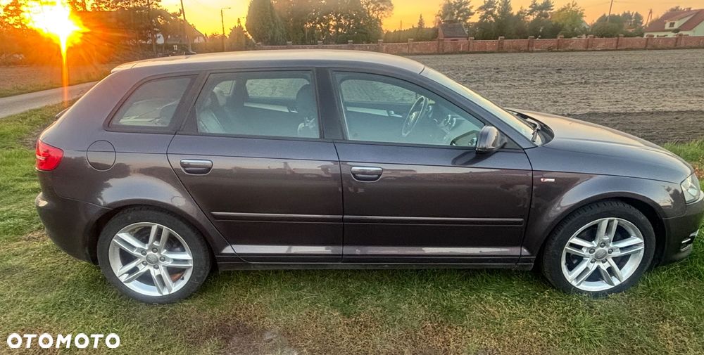 Audi A3 Sportback - 3