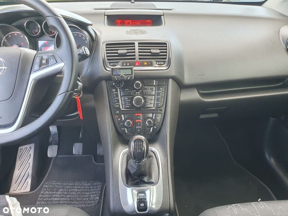 Opel Meriva 2010