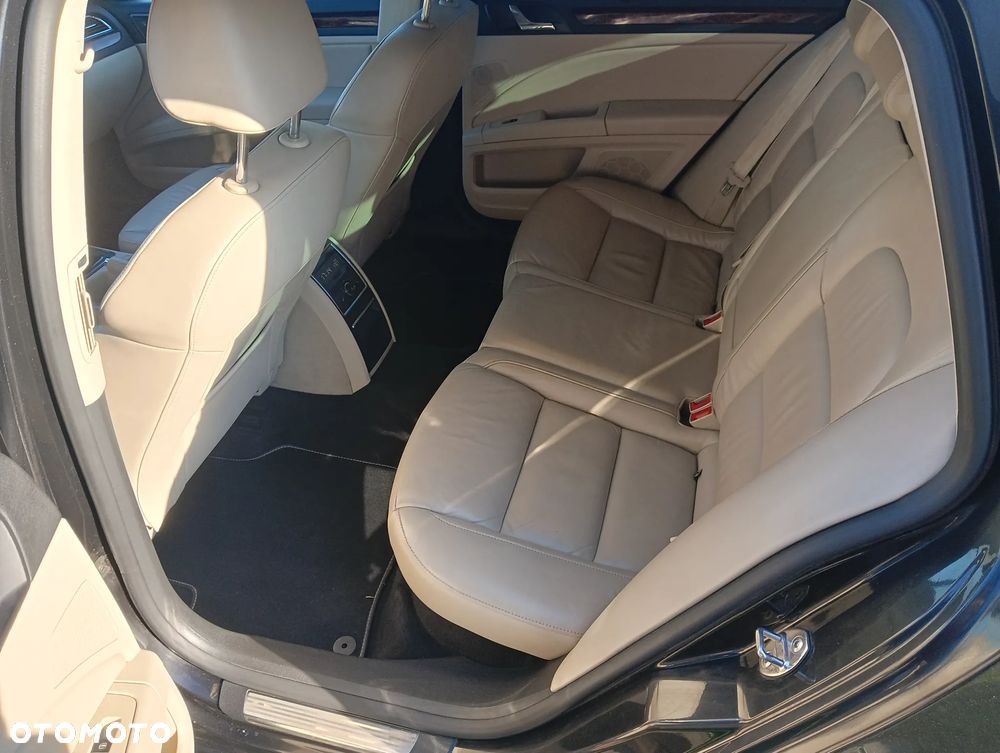 Skoda Superb 2.0 TDI DSG Elegance - 18