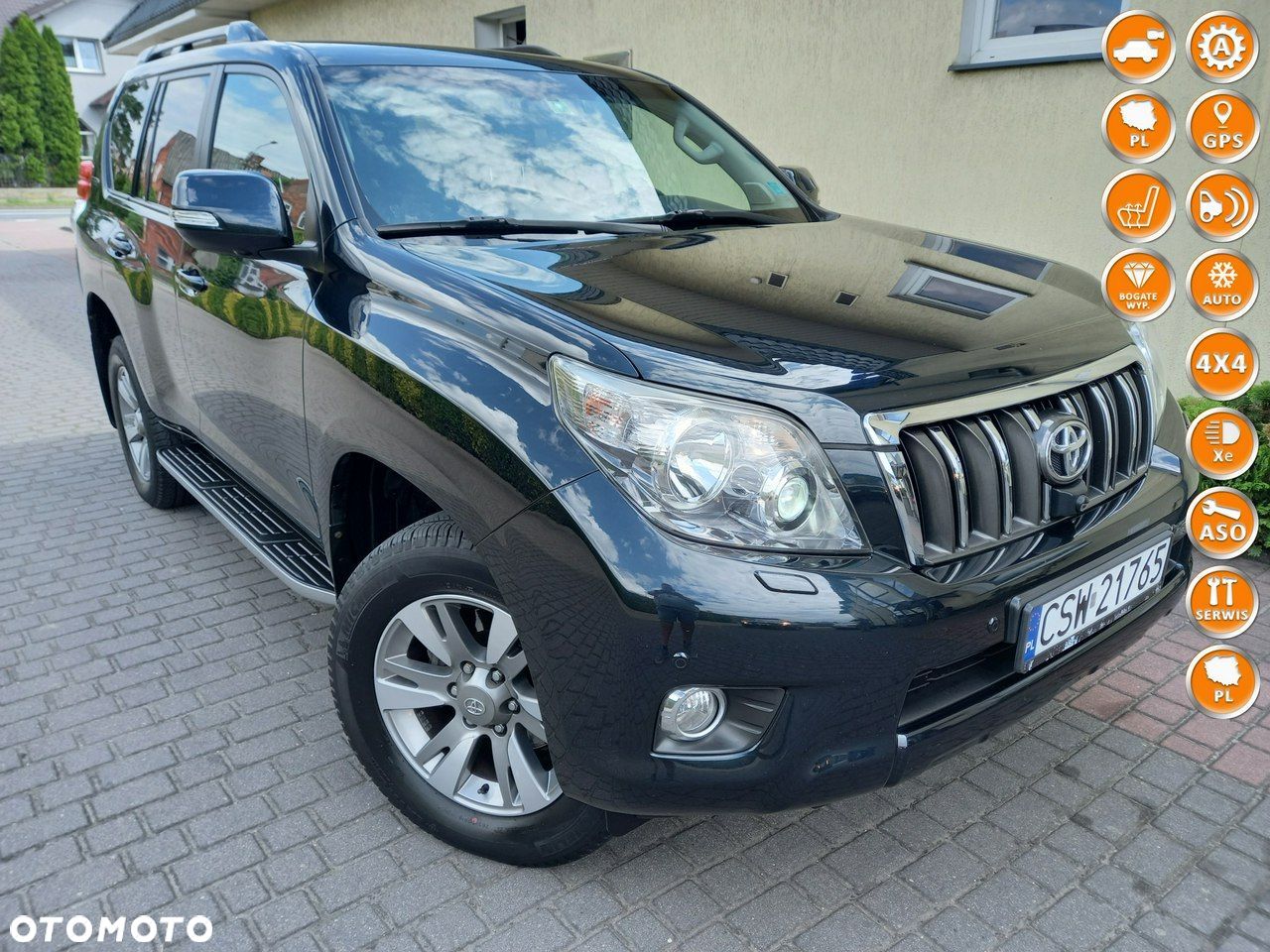 Toyota Land Cruiser - 1