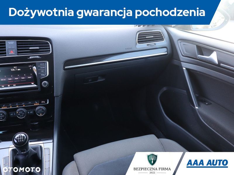 Volkswagen Golf Variant - 10