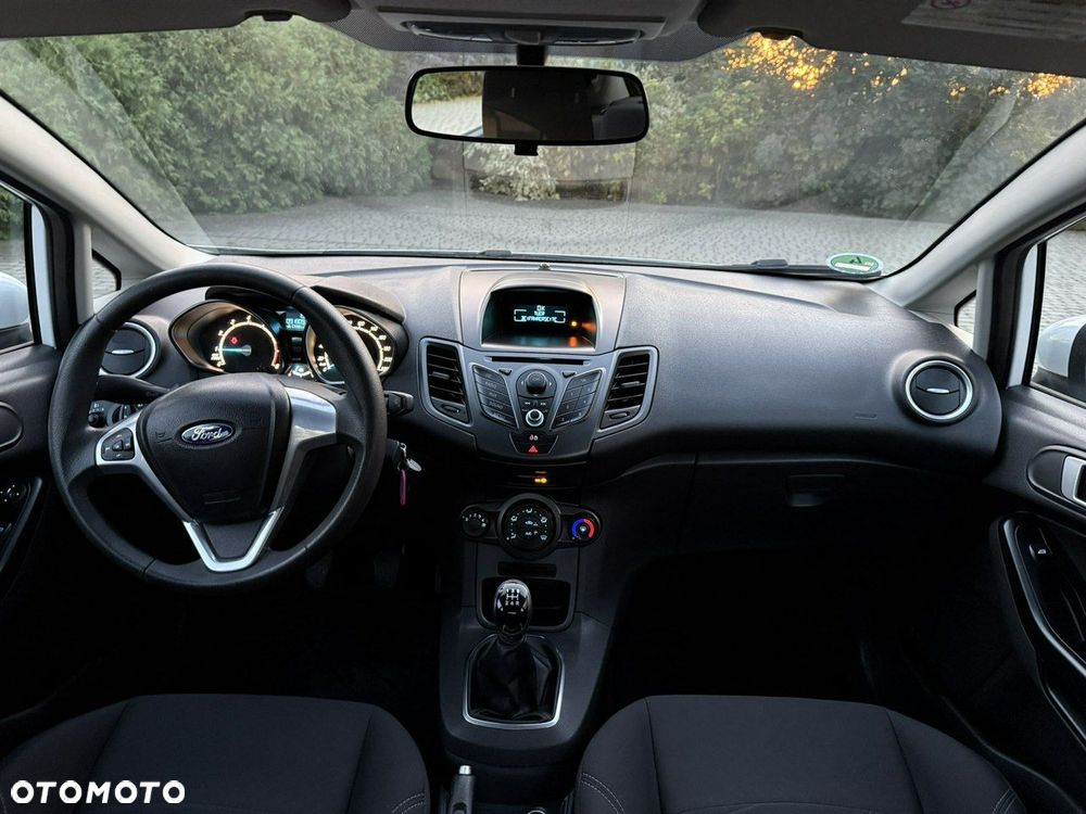 Ford Fiesta - 12