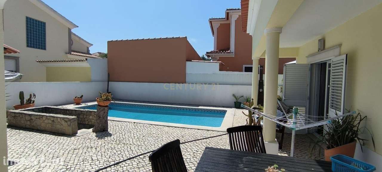 MORADIA com PISCINA - AZEITÂO - Grande imagem: 3/19