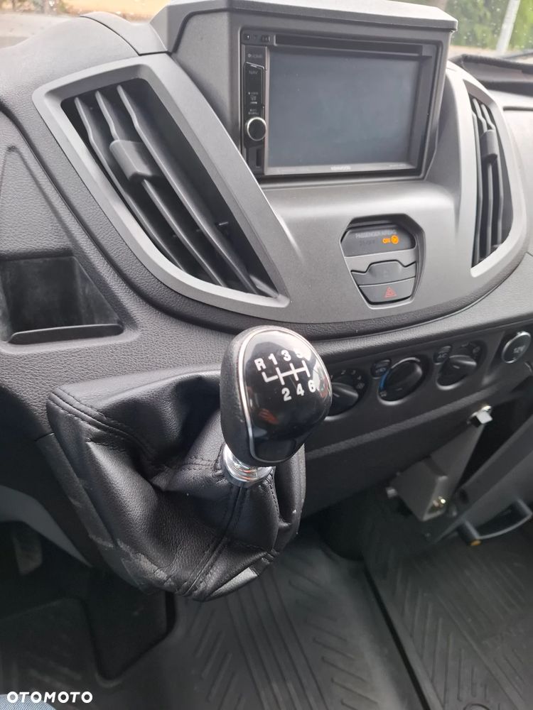 Ford Transit - 6