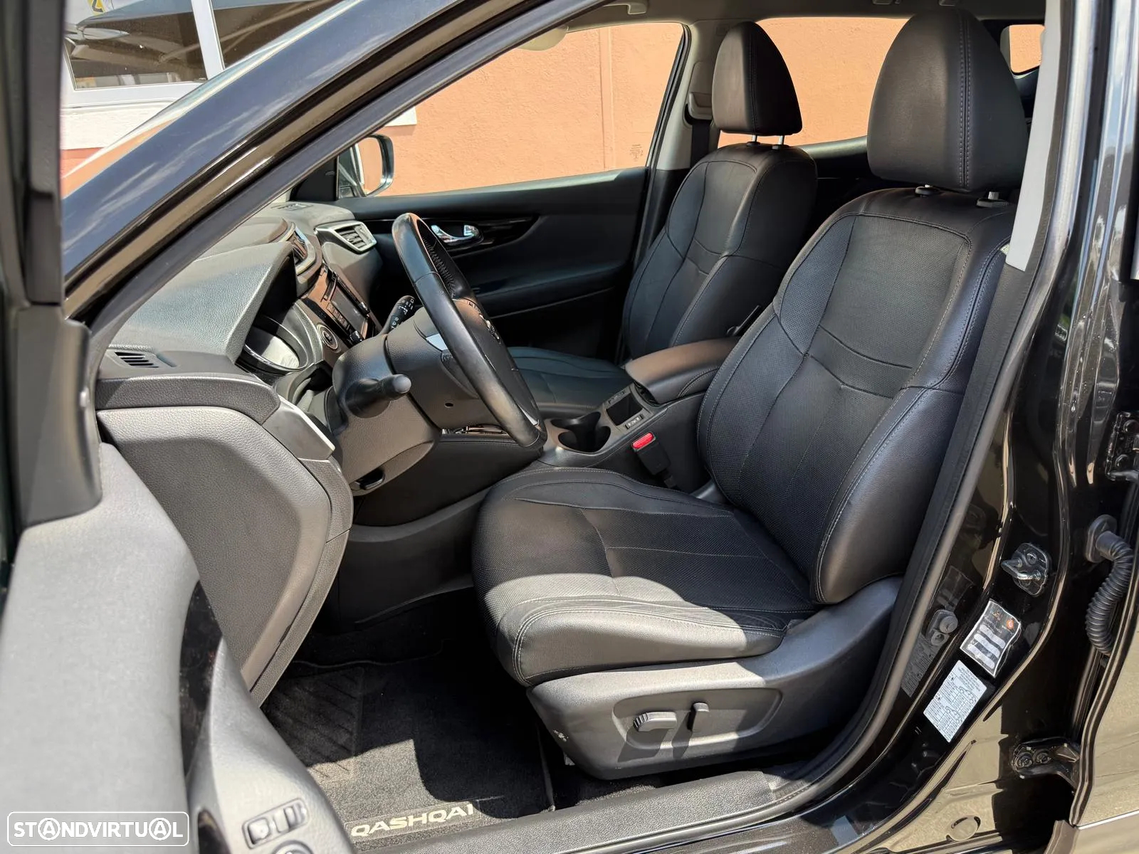 Nissan Qashqai 1.6 dCi Acenta PS+NC Xtronic - 12