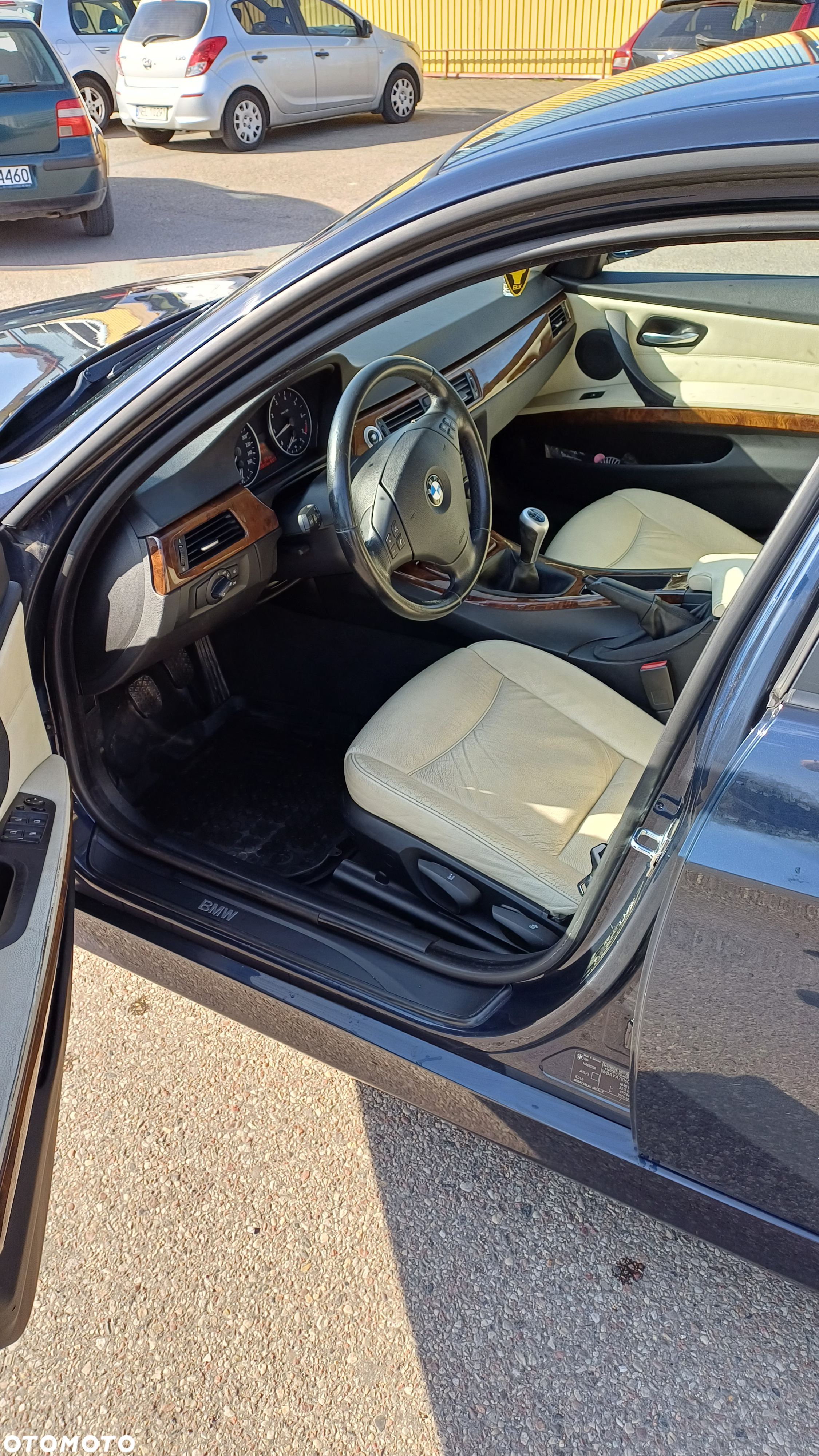 BMW Seria 3 - 12