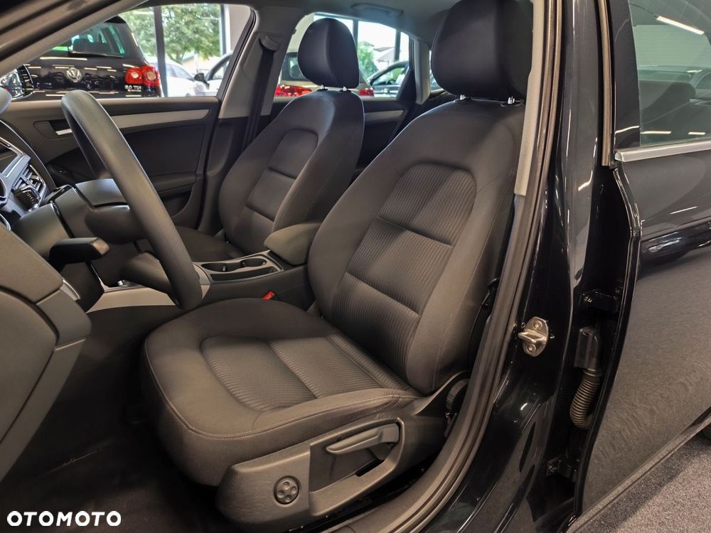 Audi A4 Limousine - 7