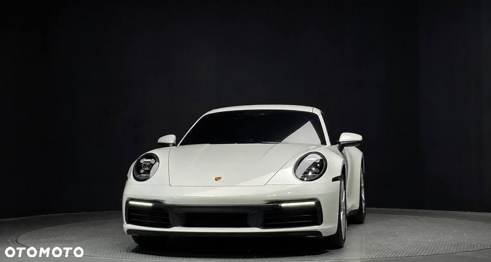 Porsche 911 Carrera PDK - 4