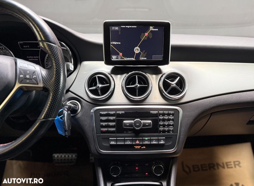Mercedes-Benz GLA 200 d 4MATIC 7G-DCT AMG Line - 12