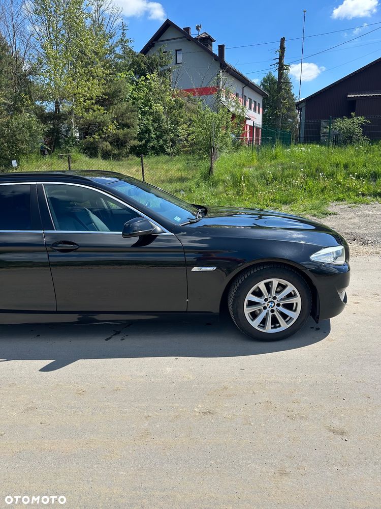 BMW Seria 5 520d - 5