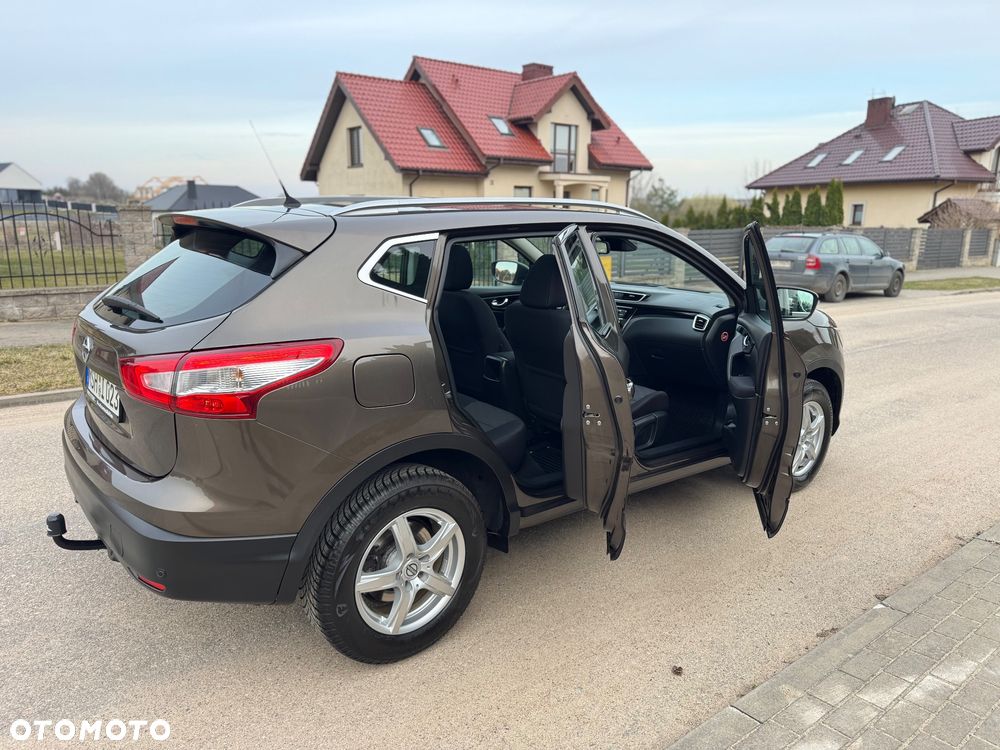 Nissan Qashqai 1.2 DIG-T N-Vision - 35
