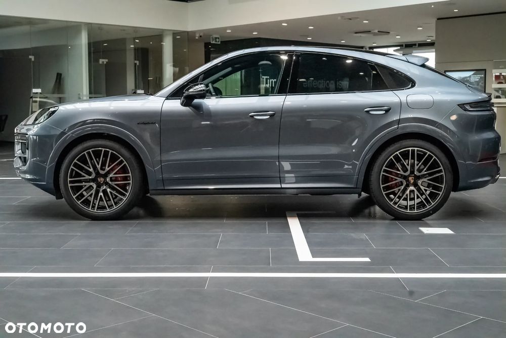 Porsche Cayenne S E-Hybrid PHEV Black Edition - 10