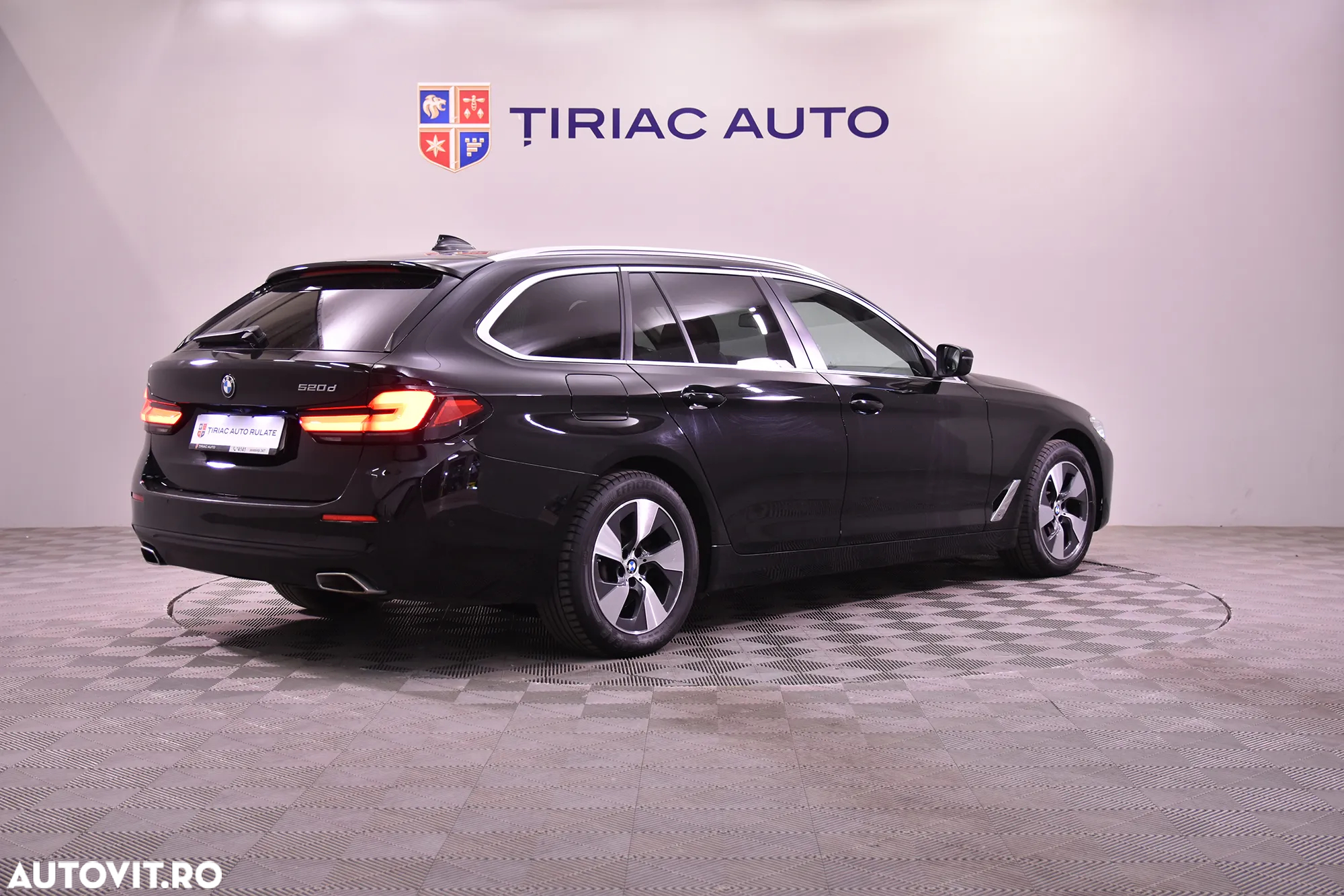 BMW Seria 5 520d AT - 5