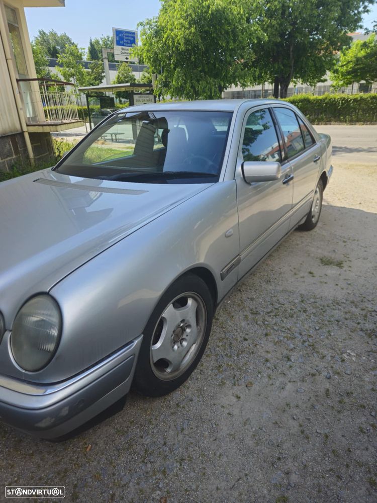 Mercedes-Benz W201 (1982-1993) - 4