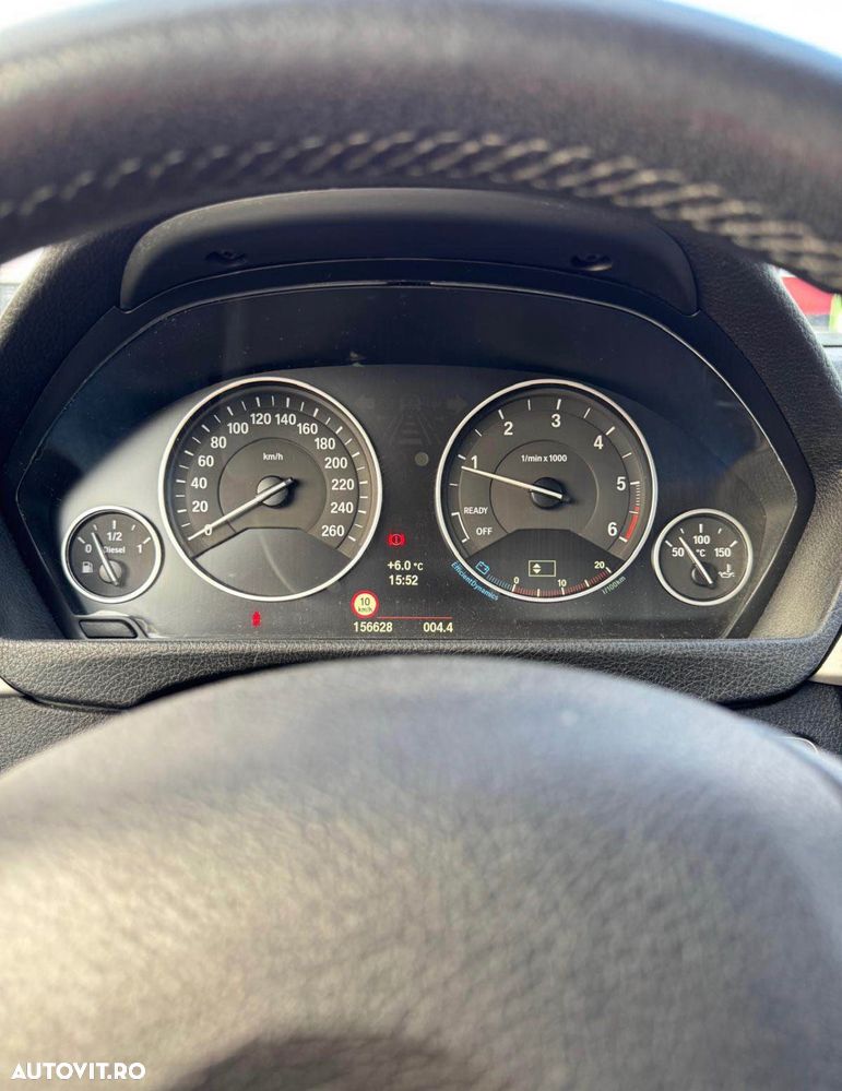 BMW Seria 3 318d xDrive - 9