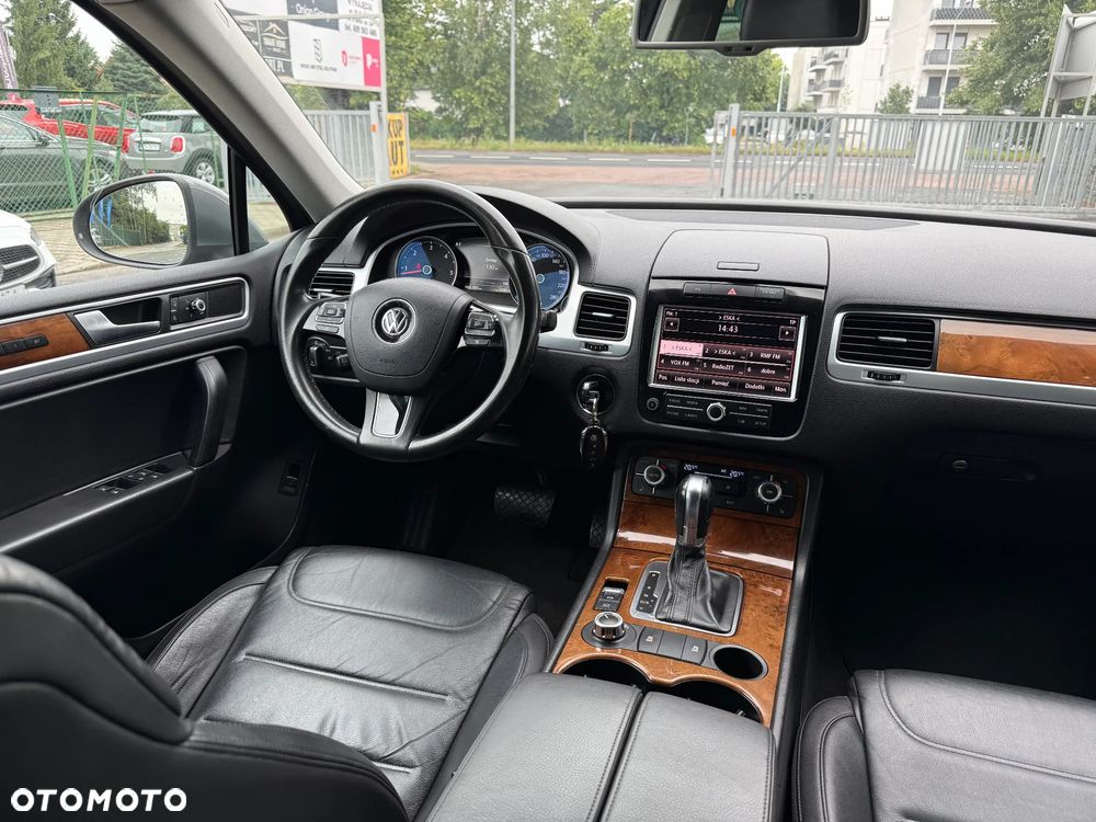 Volkswagen Touareg - 36
