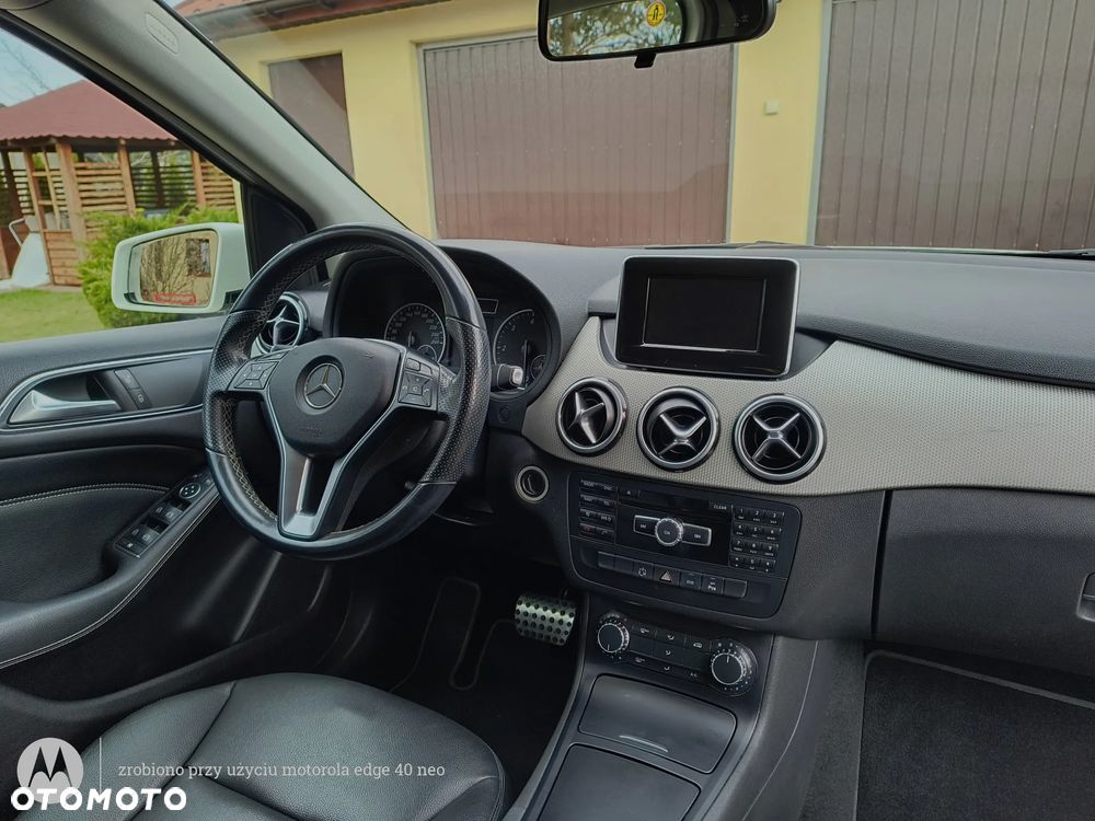 Mercedes-Benz Klasa B - 24