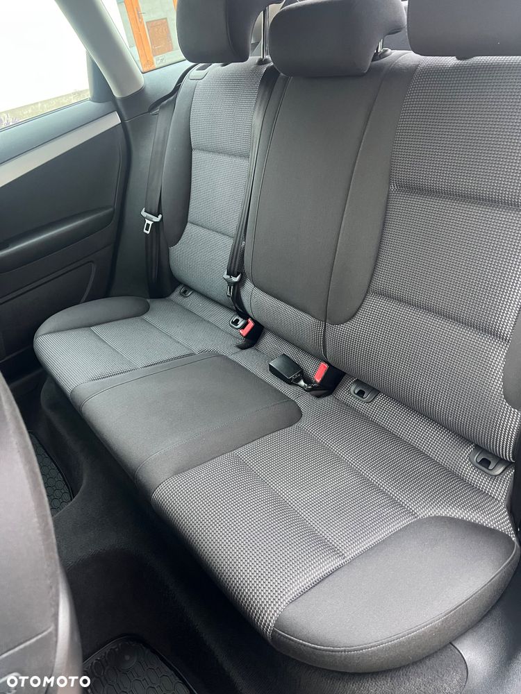 Audi A3 Sportback 2.0 TDI DPF quattro Ambition - 8
