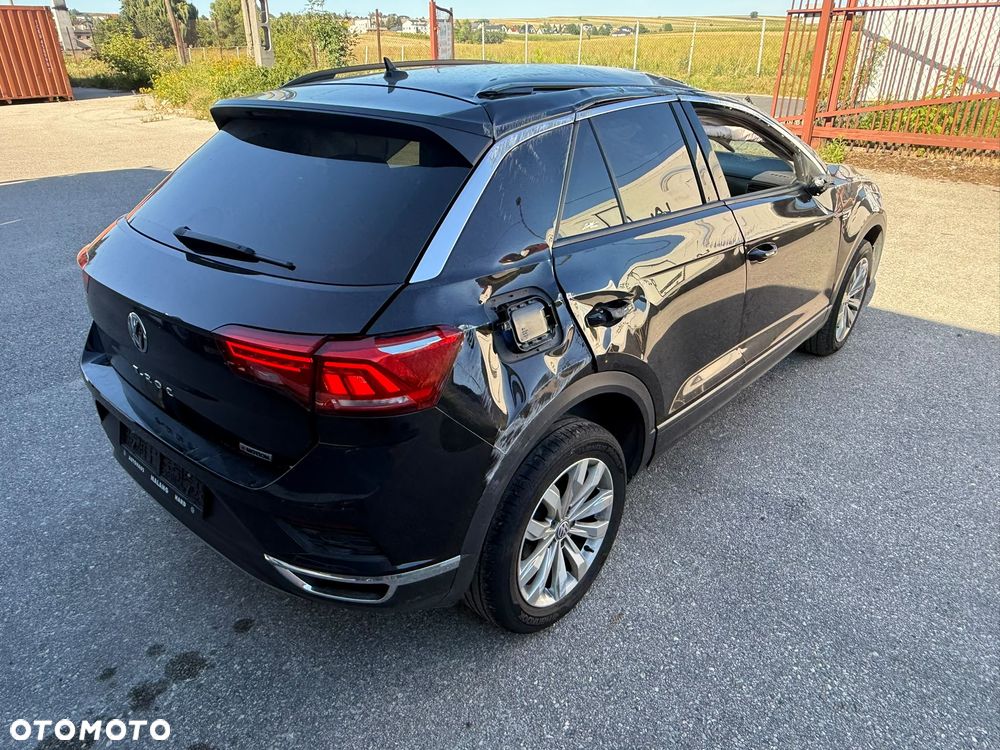 Volkswagen T-Roc 2.0 TDI SCR 4MOTION DSG R-Line - 30