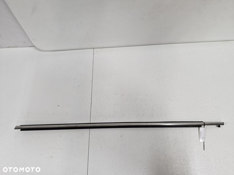 TOYOTA RAV4 RAV-4 IV 4 LISTWA ZGARNIAJĄCA DRZWI LEWY PRZÓD LEWA PRZEDNIA CHROM - 1