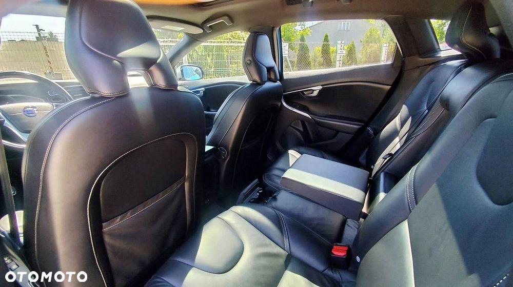 Volvo V40 - 15