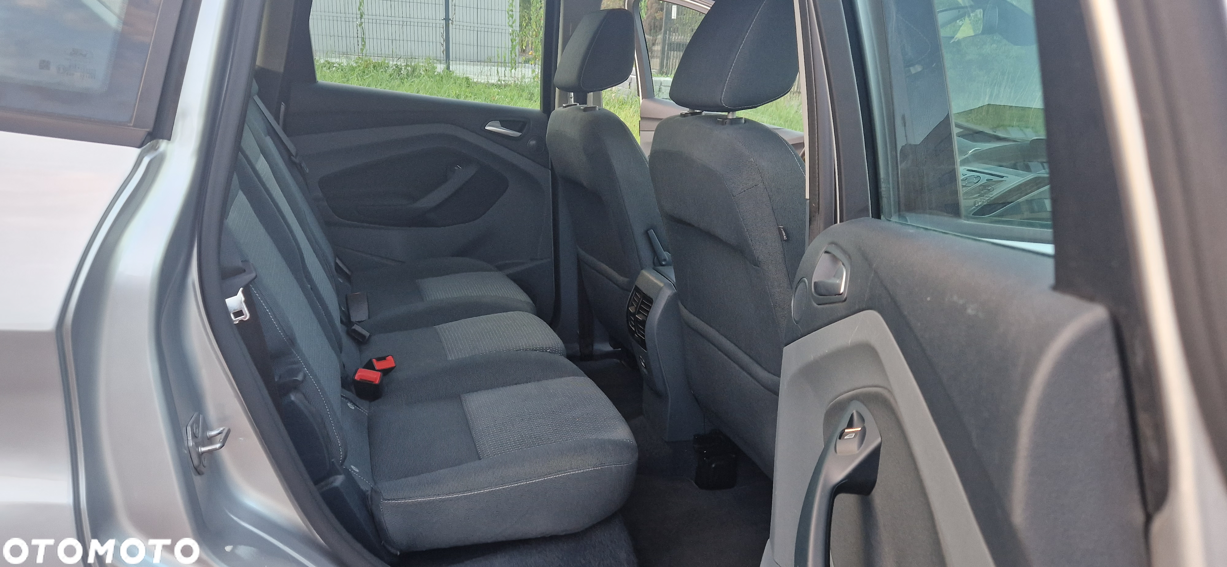Ford C-MAX 1.6 Ti-VCT Champions Edition - 17