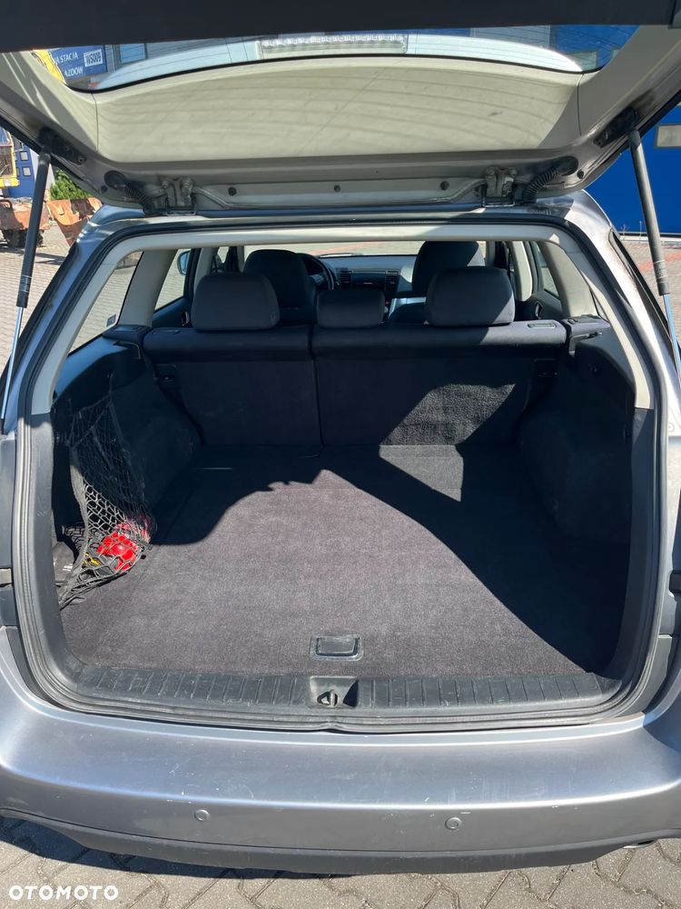 Subaru Legacy - 8